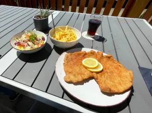 Gaststätte Hinterländer Bauernschänke