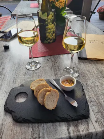 Bild von Wein- und Gästehaus M. Bai mit Restaurant Inh. Eva Hommes