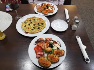 Pizzeria Come Prima