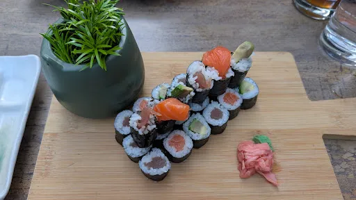 Bild von Foody Foody Restaurant