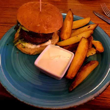 Bild von hugo & tilda Restaurant Wiesbaden
