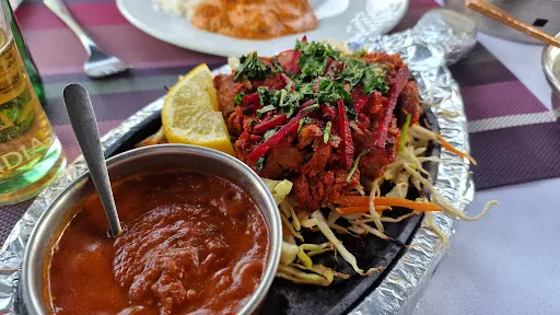 Bild von Darsch Tandoori