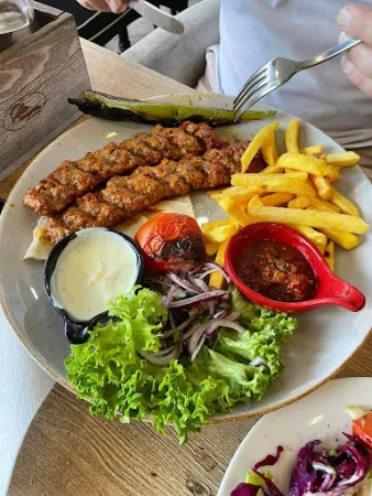 Bild von Zagros Dorger Restaurant - Offenbach am Main