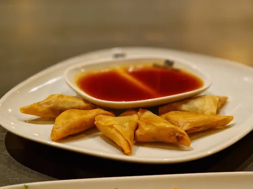 Bild von Station Point Thai Food