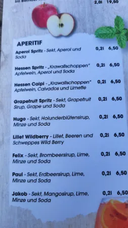 Bild von Biergarten hinter der neuen Stadthalle