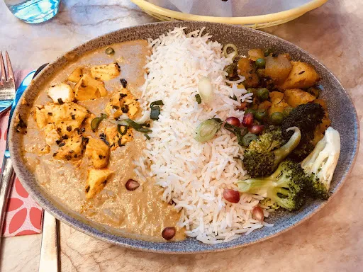 Bild von eatDOORI Deli - Curry Bowls & Indian Street Food
