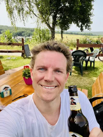 Bild von Biergarten im Baumgarten, Rast - und Jausenstation mit Selbstbedienung.