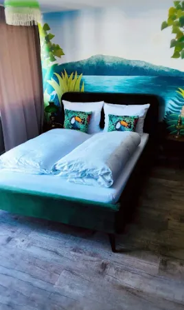 Bild von Mainod - Café Restaurant Hotel - das schwimmende Kleinod