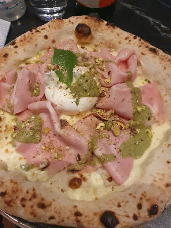 Bild von Da Vincenzo Cucina italiana e Pizza Napoletana - Zur goldenen Rose