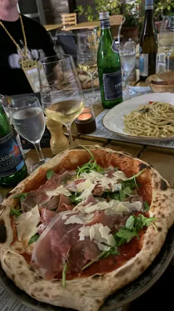 Bild von Da Vincenzo Cucina italiana e Pizza Napoletana - Zur goldenen Rose