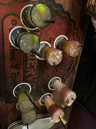 Bild von El Cuervo Cantina Y Bar