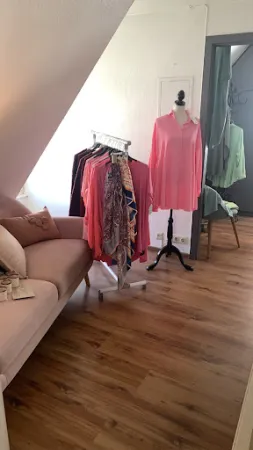 Bild von Café Rosenbogen Deko und Mode