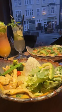 Bild von Mama-Asian Kitchen, Sushi Bar, Veggie