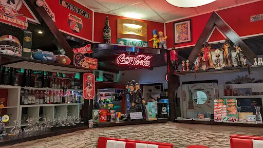 Bild von Mary-Lou's American Diner & Bowling