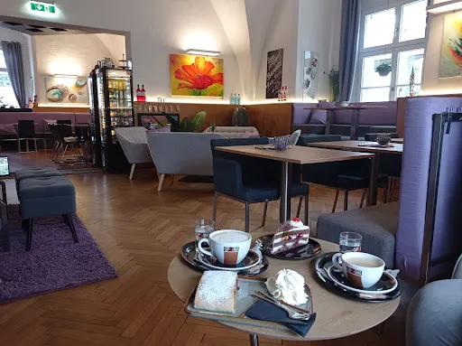 Bild von Burg-Lounge