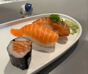 Shizuka Sushi & Momo Take Away