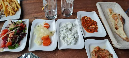 Bild von Best Food Grill Restaurant (ASPAVA)