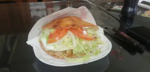 Mega Pizza Kebap