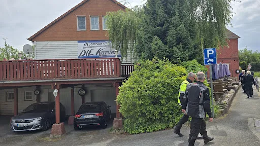 Bild von Motorradcafé - DIE Kurve!