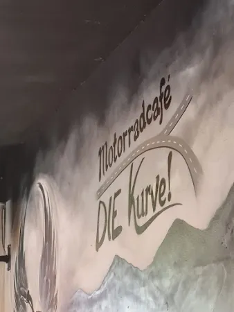 Bild von Motorradcafé - DIE Kurve!