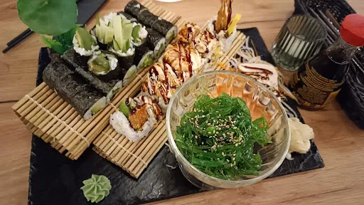 Bild von Nava Asian Fusion Kitchen & Sushi