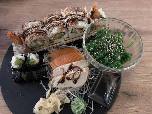 Bild von Nava Asian Fusion Kitchen & Sushi