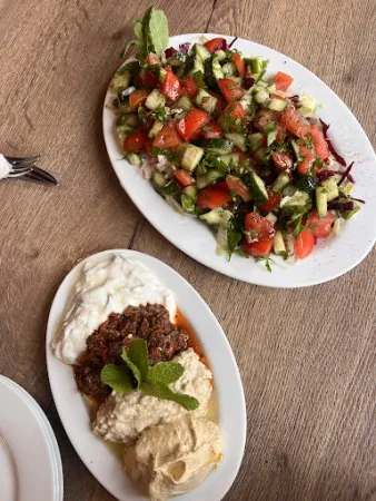Bild von Restaurant Melody Holzkohlegrill