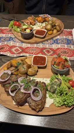 Bild von DVIN Armenisches Restaurant Հայկական Ռեստորան