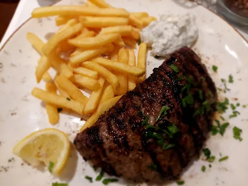 Bild von Restaurant Zum Engel - Griechisches Restaurant in Hattersheim
