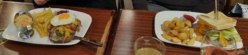 Bild von Golden Pub