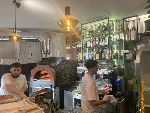 Bild von Mentor's Holzofenpizza Restaurant Bar