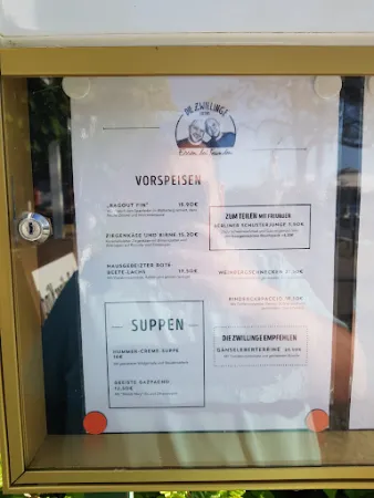 Bild von Die Zwillinge 1983 - Essen bei Freunden
