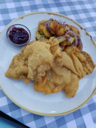 Bild von Die Zwillinge 1983 - Essen bei Freunden