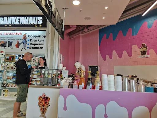 Bild von Blueberry eiche Eiscafe Waffel & Crêpes & Bubble Tea