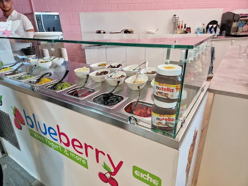 Bild von Blueberry eiche Eiscafe Waffel & Crêpes & Bubble Tea