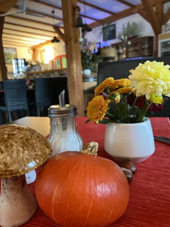 Bild von Cafe-Bistro in der alten Reederei