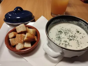Bistro 54