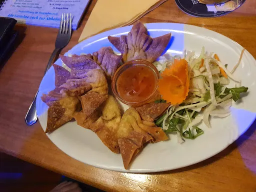 Bild von Lutherschenke-Asian Kitchen & Sushibar (Online Bestellung und Tisch Reservierung bei Website)