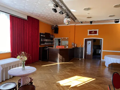Bild von Schilfhütte/Big Events