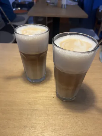 Bild von Kunstpause- Laden, Café, Speisen am See