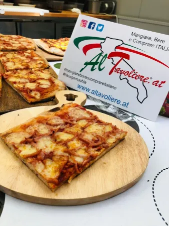 Bild von Al TAVOLIERE “Mangiare, Bere e Comprare ITALIANO“