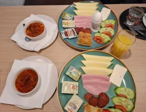 The Taste - Cafe Restaurant