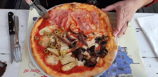 Bild von Al TAVOLIERE “Mangiare, Bere e Comprare ITALIANO“