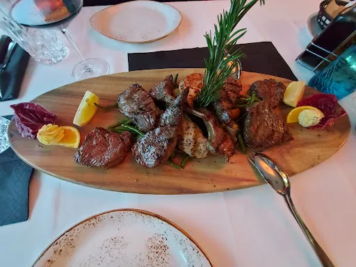 Bild von Dauti Beef-Club