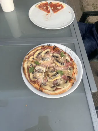 Bild von Enzos Pizzeria