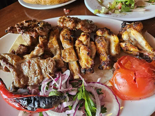 Bild von Adana Grillhaus Ku'damm