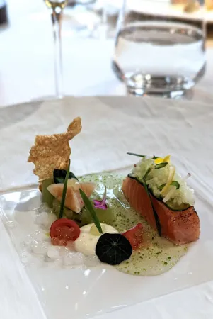 Bild von Lorenz Adlon Esszimmer