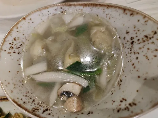Bild von Asiasushibar Van Tat
