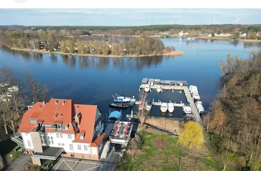Bild von Villa am See - Klubhaus & Hafen