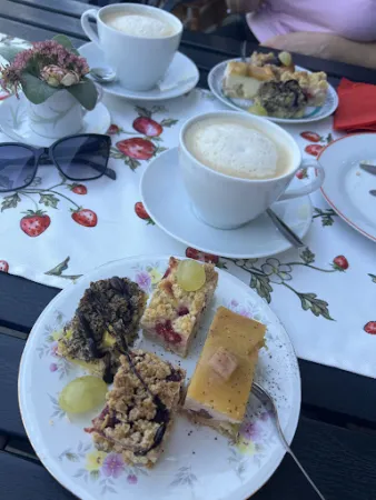 Laden Cafe Mohnamour Straupitz